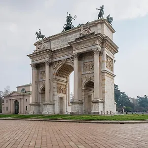  Appartamento Luxury Near Arco Della Pace Guerrazzi 9 Italia